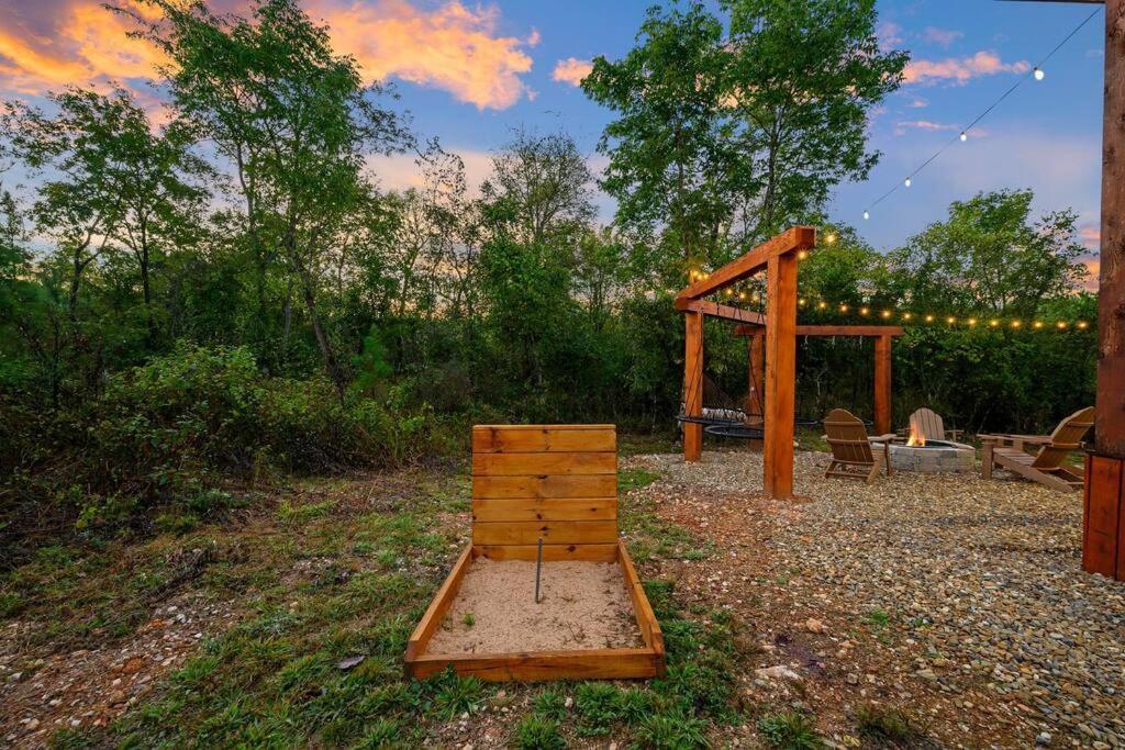 Villa Under The Stars - Secluded, Hot Tub, Firepit, Games Broken Bow Exterior foto
